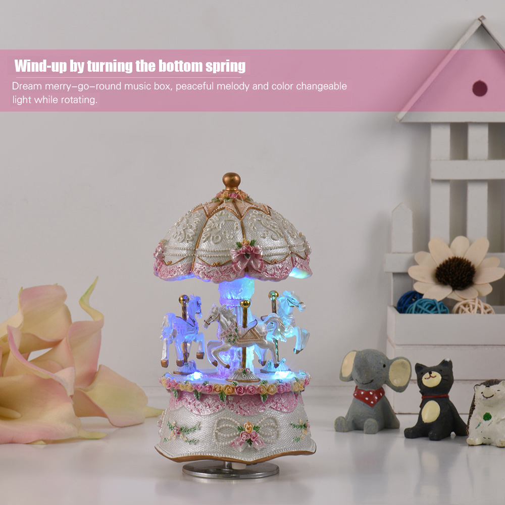 Snow Globe Musical - Luxus Traum 3-Pferd rotierendes Karussell Karussell