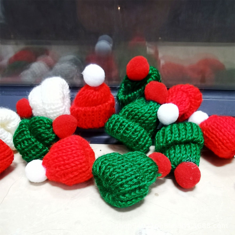 10 Stücke 3,5x5 cm Mini Weihna – Santa Hat Plush Bewertung und Preis